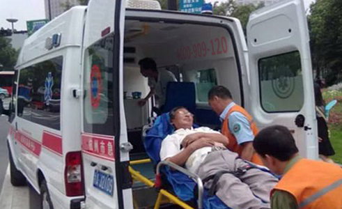 不必过虑转院返乡路途，奉贤120救护车租用平台服务优质的介绍