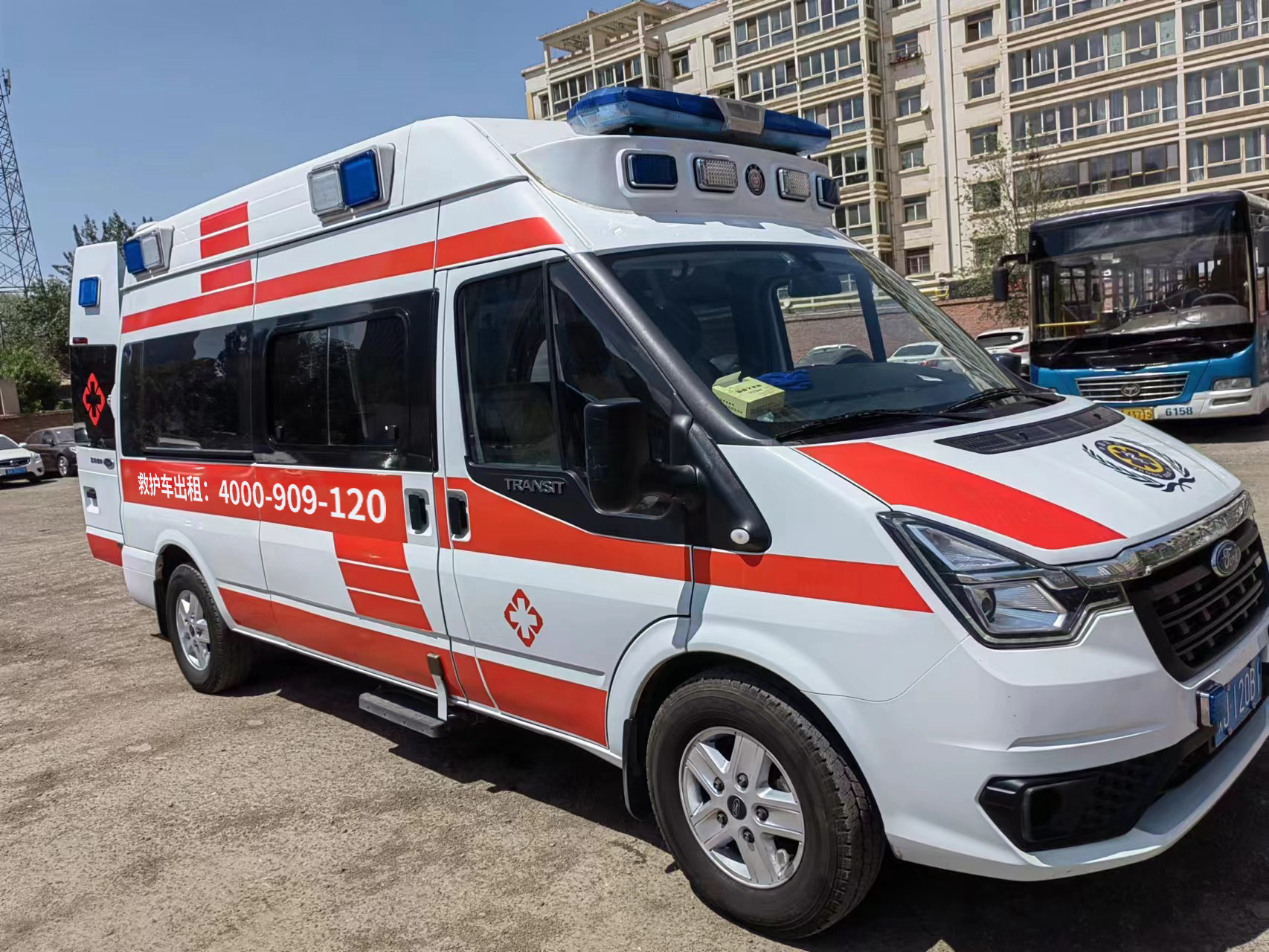金山区长途救护车出租急救中心：服务范围广泛更受喝彩