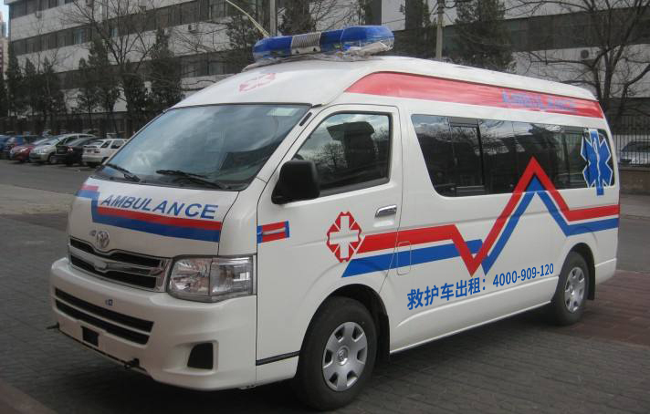 奉贤区出租急救车联系电话，小微救护车靠谱康复回家服务，让你放心。